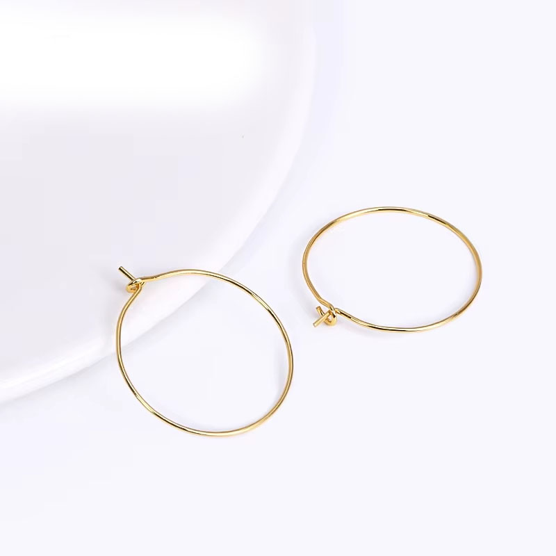 Ear-018